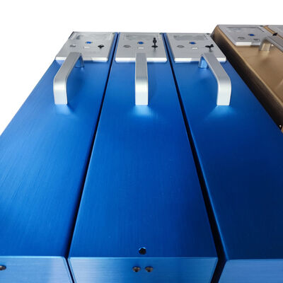 QD نطاق القياس 0-400 Mcd M2 lx مقياس العاكس العكسي خطأ القياس المتكرر أقل من 3٪ الحجم الكلي 700mm X 135mm X 115mm